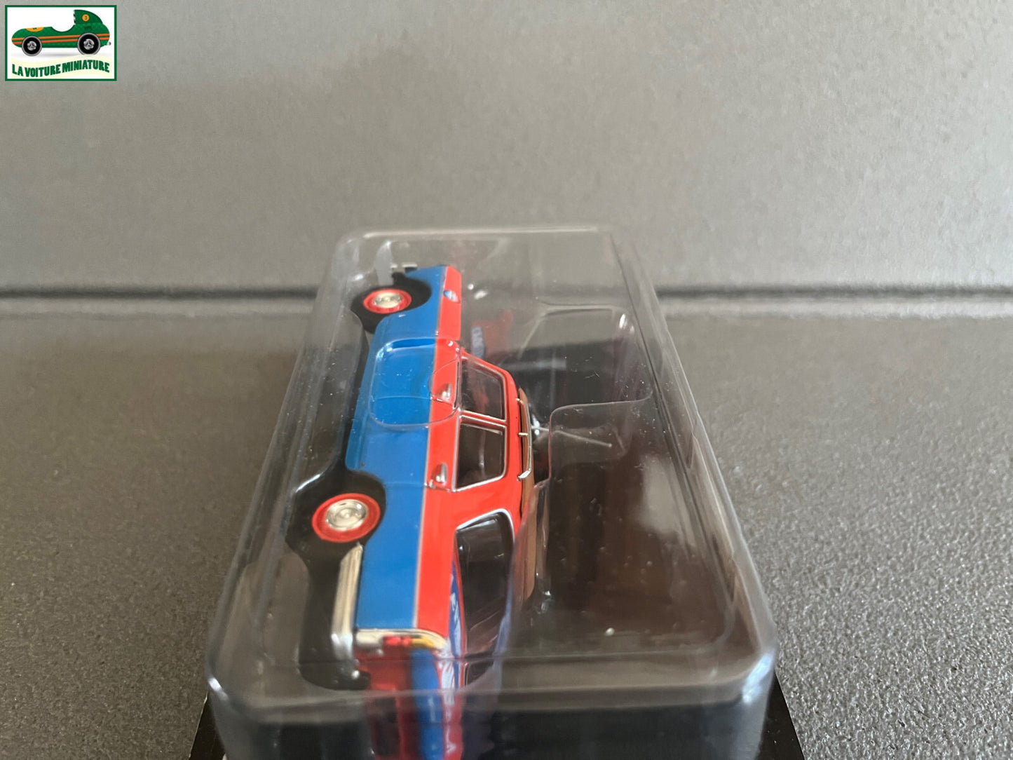 Voiture Miniature Peugeot 404 L'Equipe 1962 Tour de France Vélo Norev 1/43