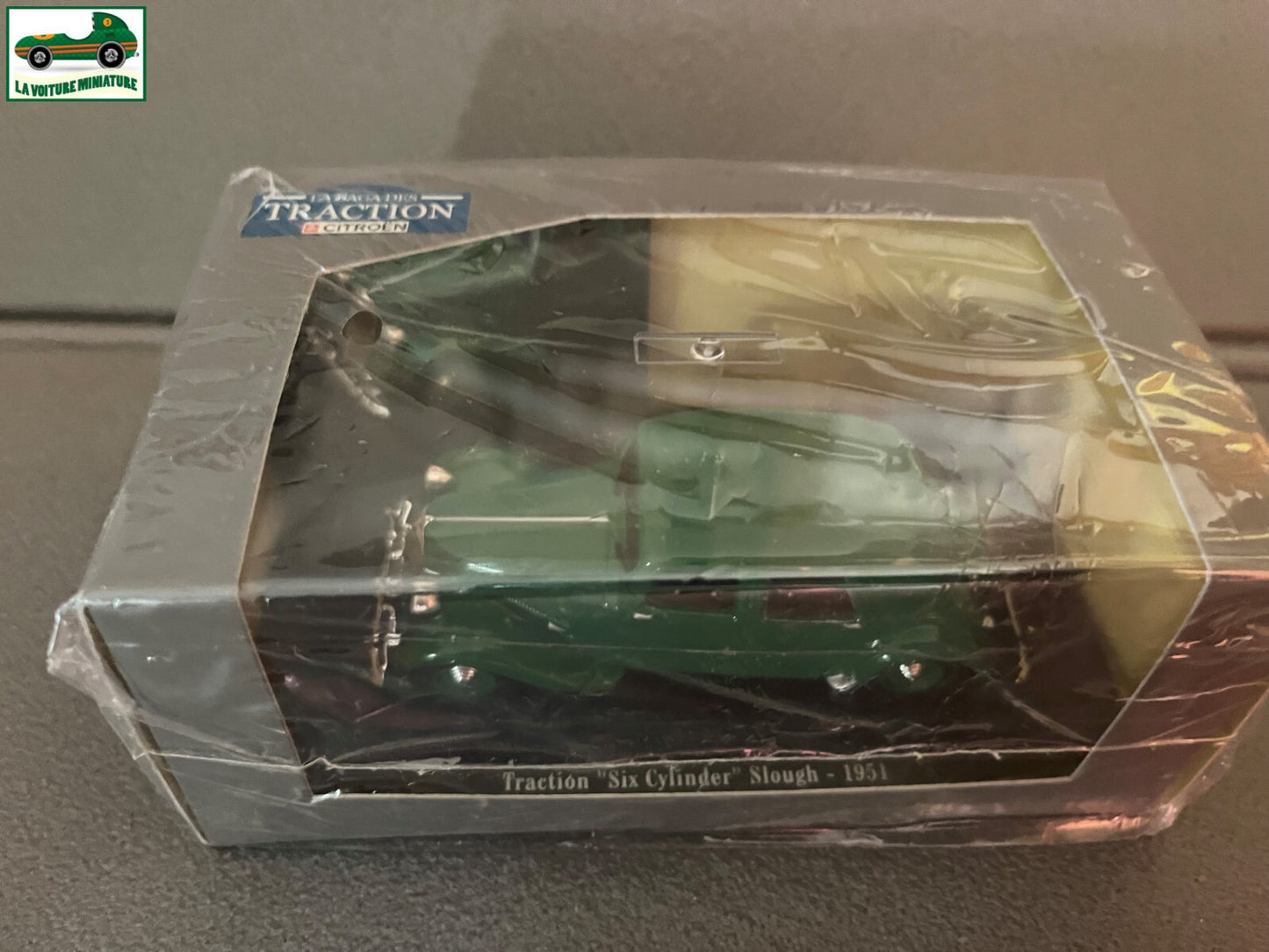 Voiture Miniature Citroen Traction Six Cylinder Slough Atlas Courtage 1/43