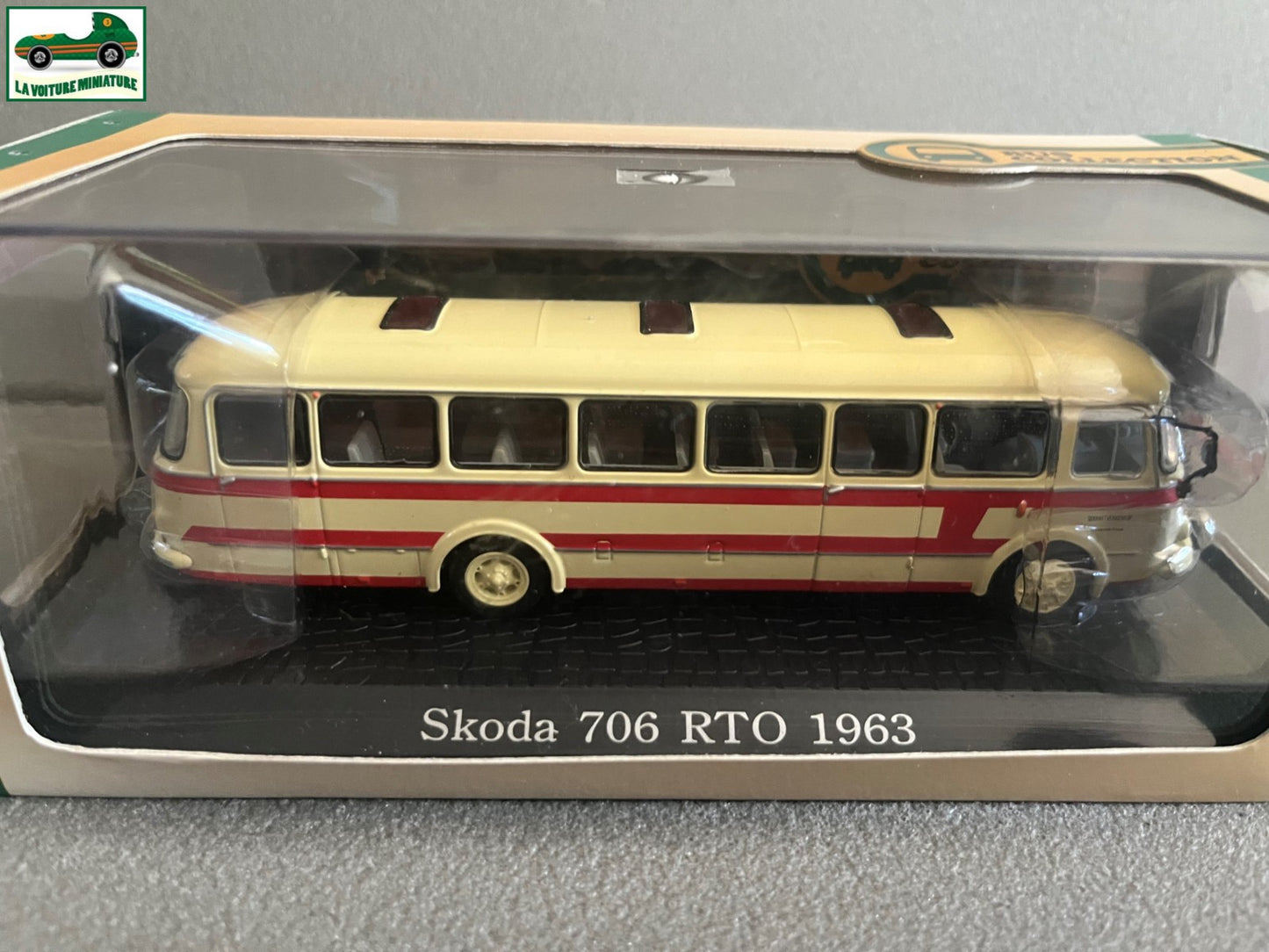 Voiture miniature Skoda 706 RTO 1963 Autobus Bus Collection Atlas 1/72