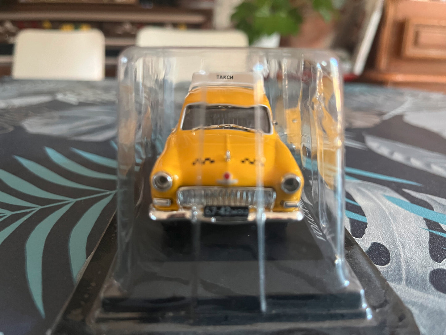 Voiture Miniature Volga M21 Moscow 1955 Taxi Du Monde au 1/43 Altaya
