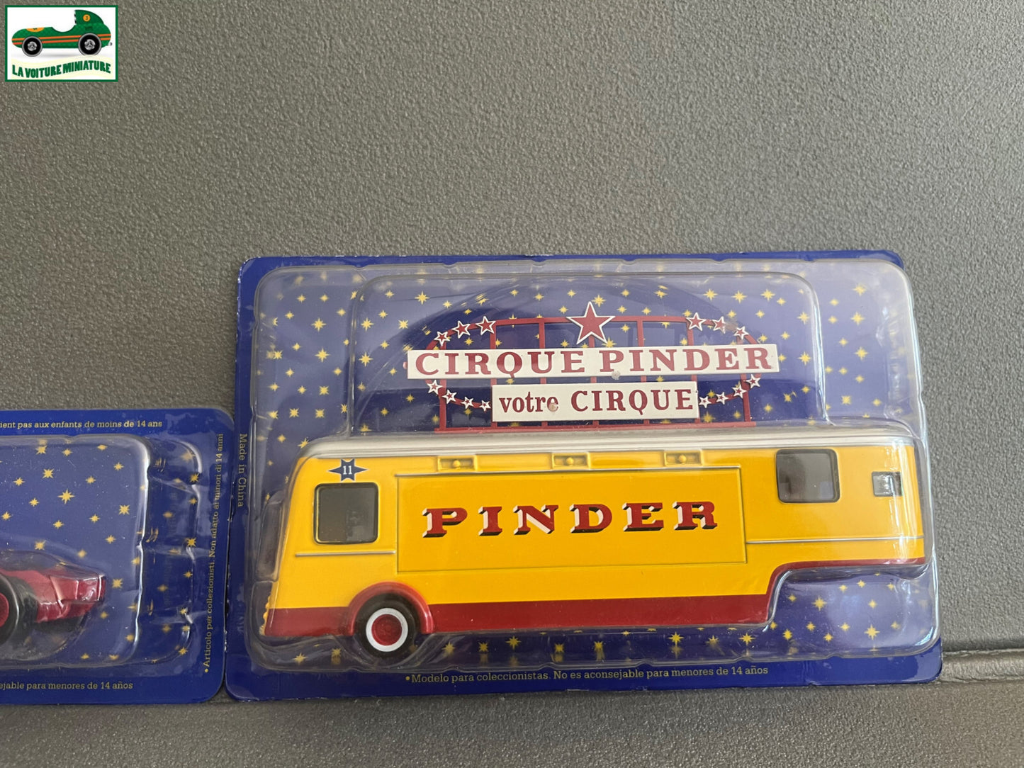 Voiture Miniature Tracteur Saviem Remorque Podium Cirque Pinder Altaya 1/64