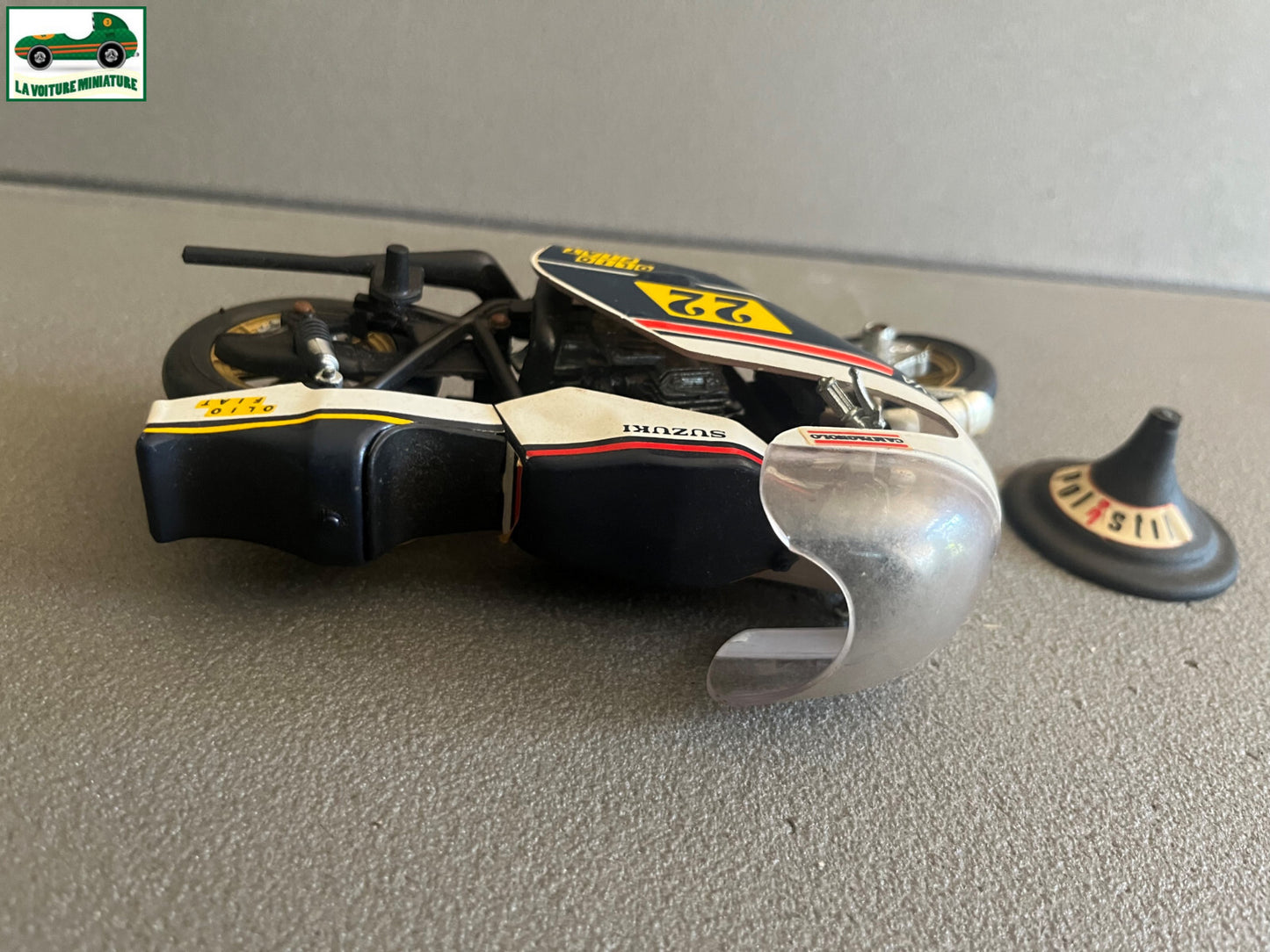 Ancienne Miniature Moto Suzuki 500 CC GP Olio Fiat 22 Polistil au 1/15