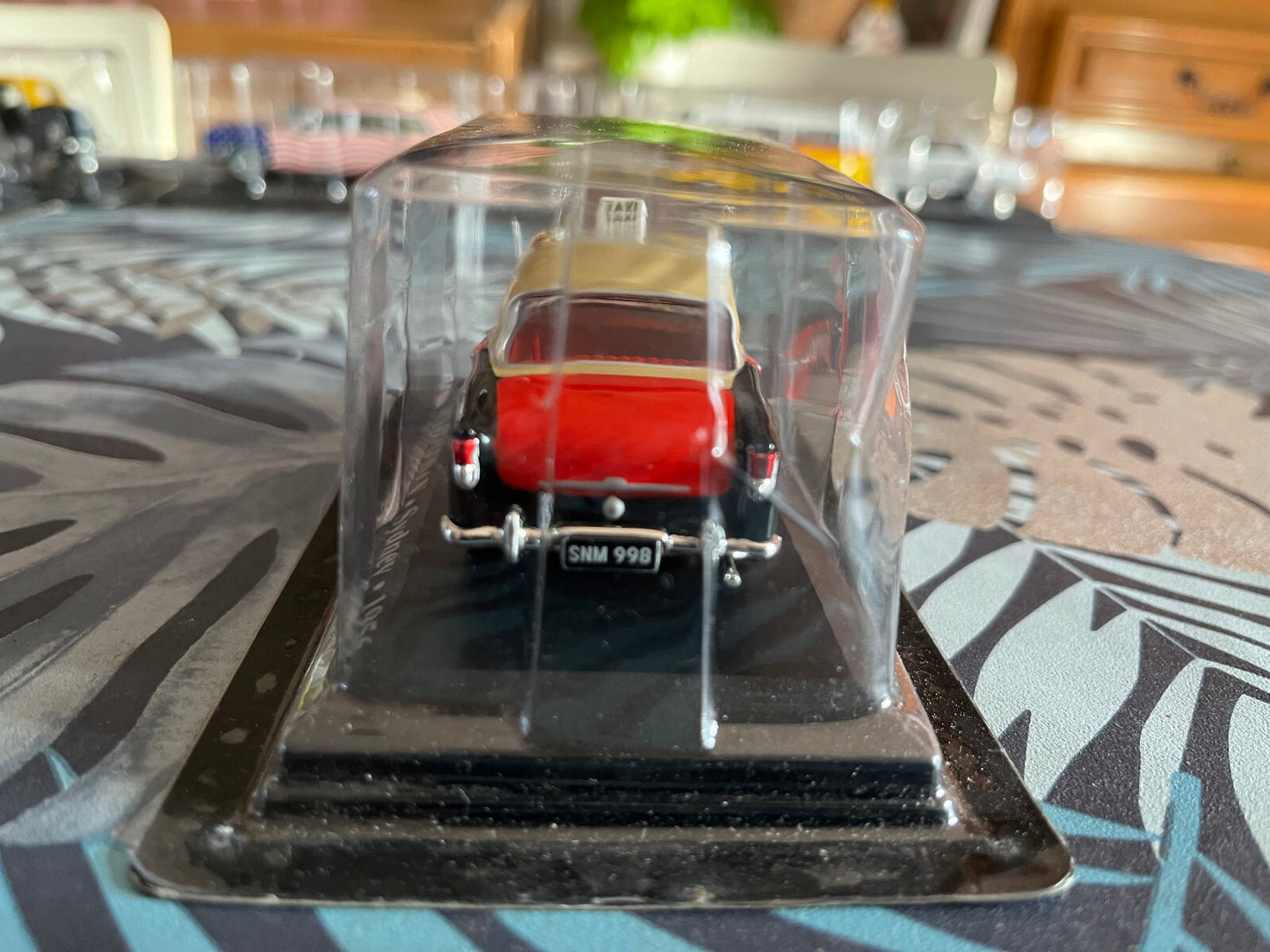 Voiture Miniature Holden Fe Sedan Sydney 1956 Taxi Du Monde au 1/43