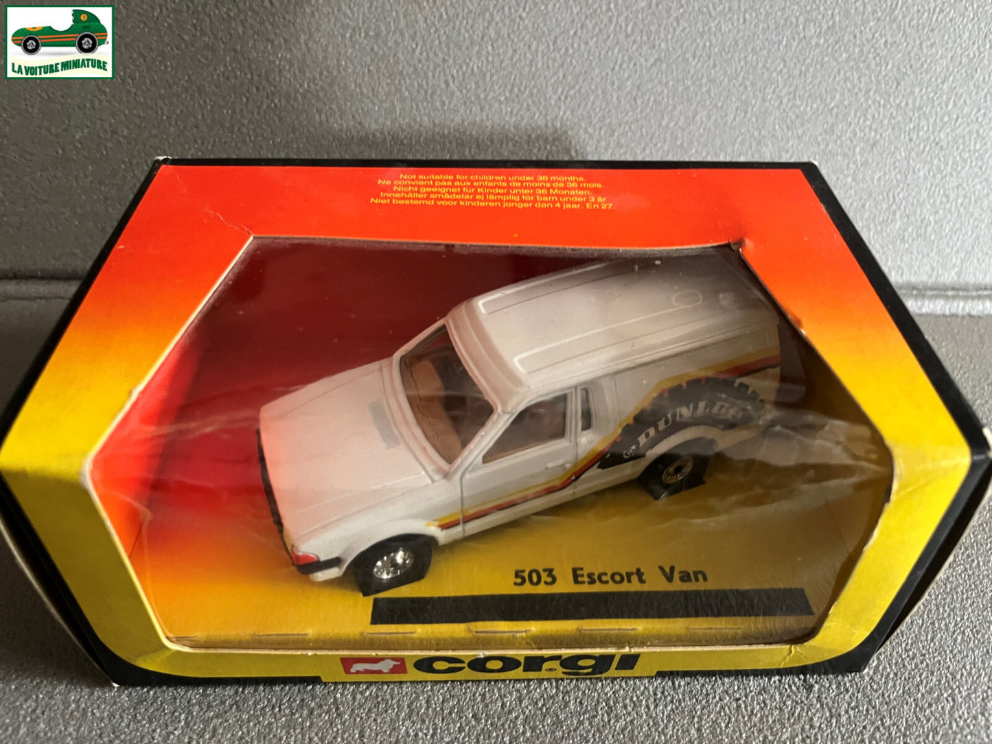 Ancienne Miniature Voiture Corgi Toys 503 Ford Escort Van 1983 12cm 1/36