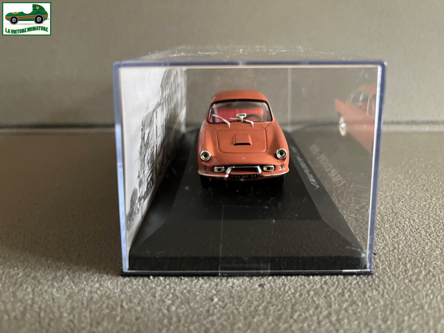 Voiture Miniature Umap Coupé 1958 au 1/43 Ixo Altaya