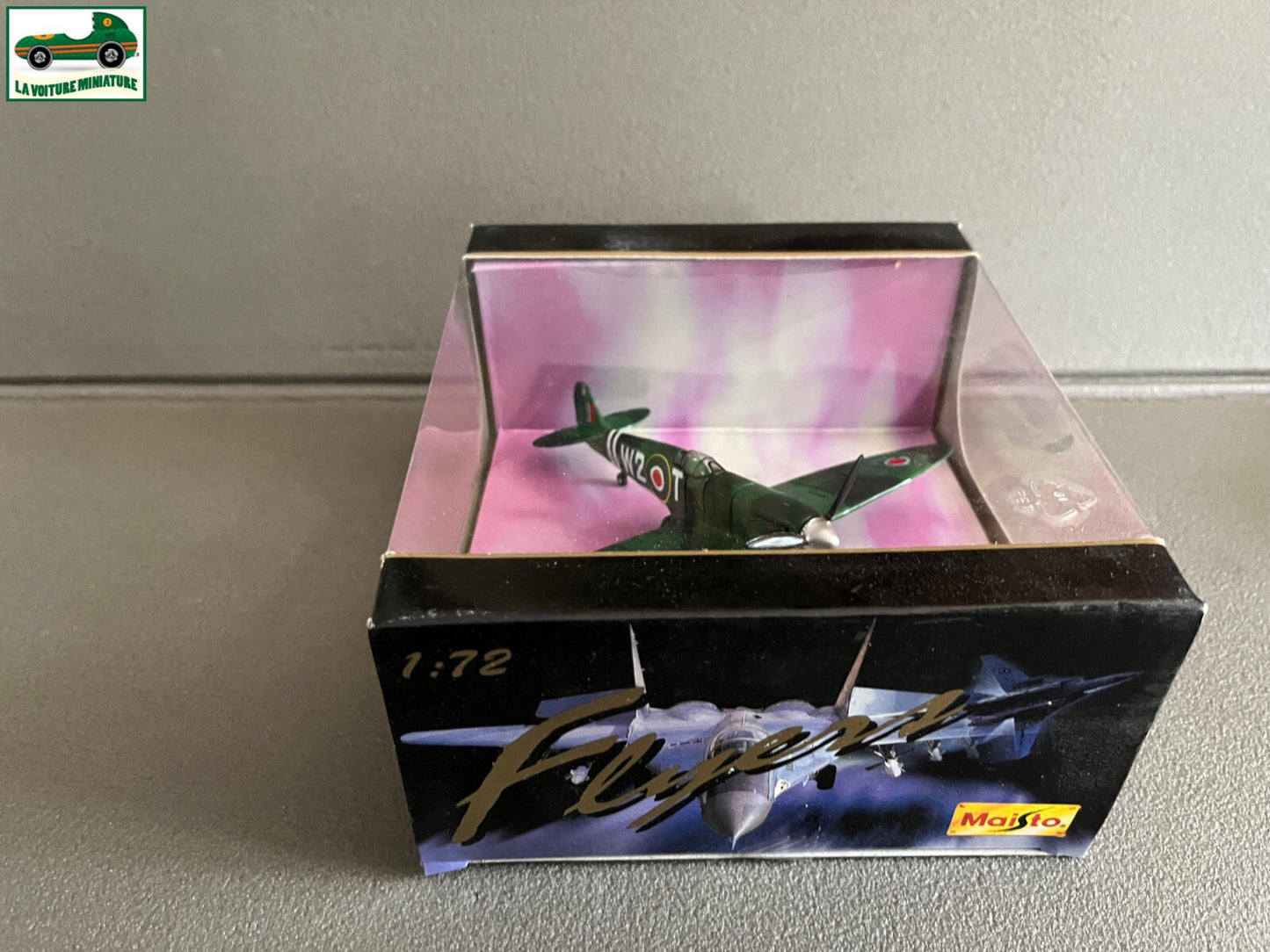 Avion miniature Militaire WWII Maisto Flyers 1/72