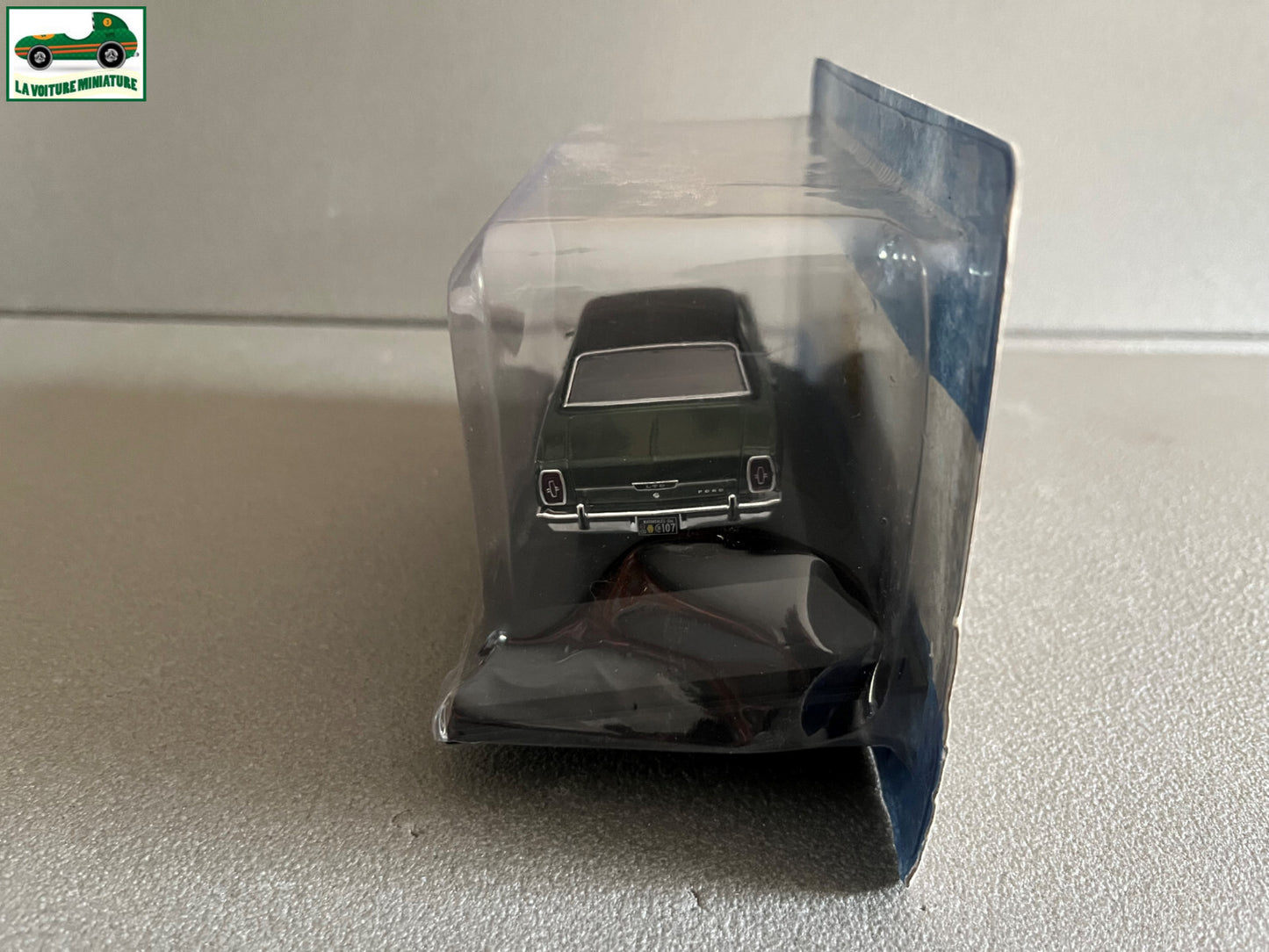 Voiture Miniature Ford Fairlane LTD V8 1969 Autos Inolvidables Argentinos 1/43