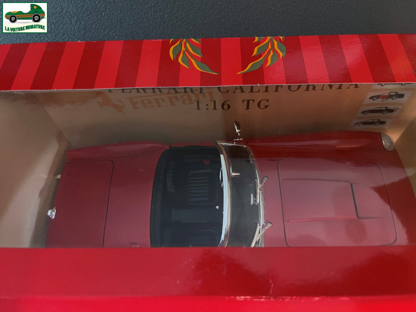 Voiture miniature Ferrari California Polistil au 1/16