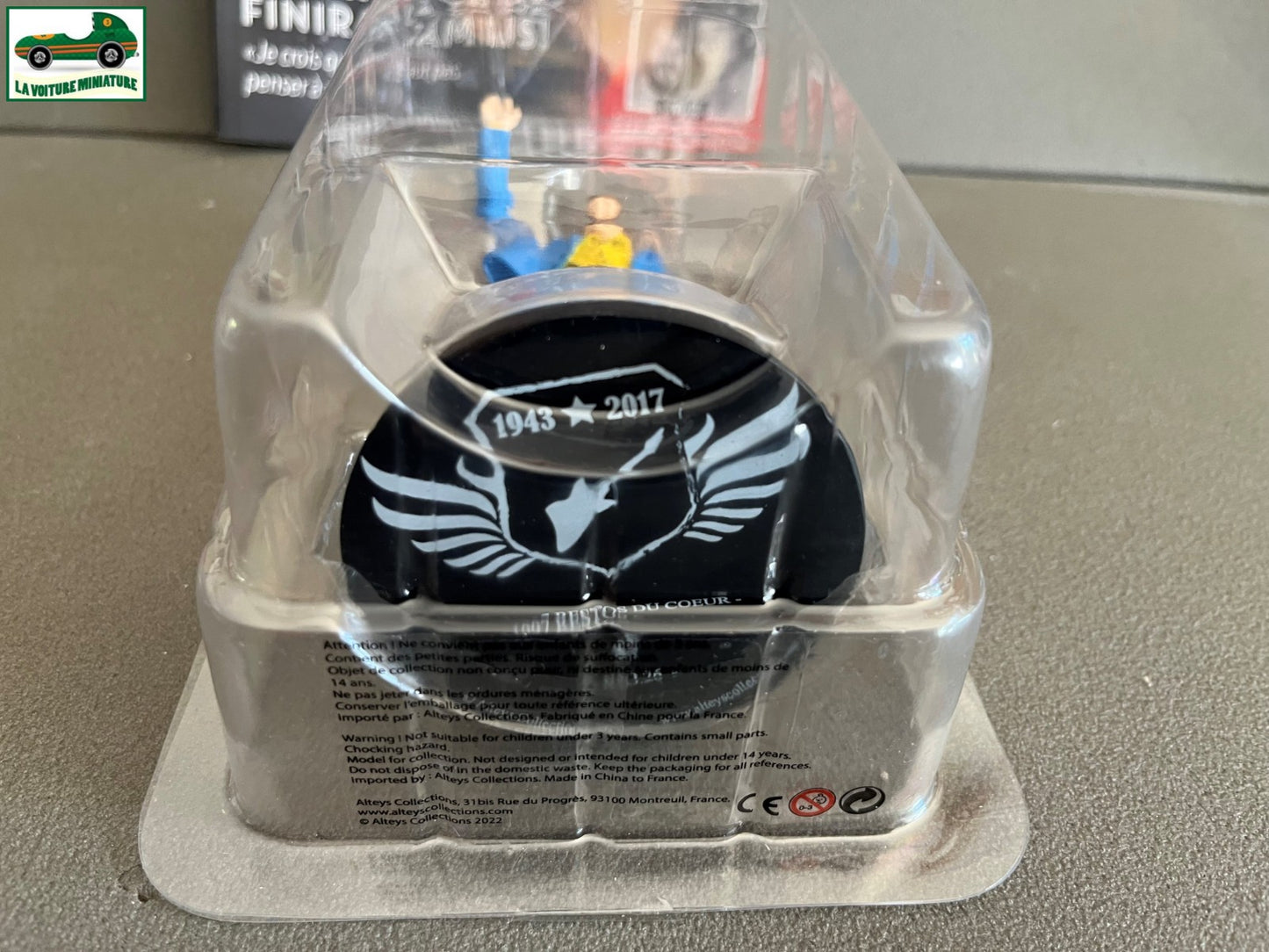 Figurine de Collection Johnny Hallyday + Livret N°26
