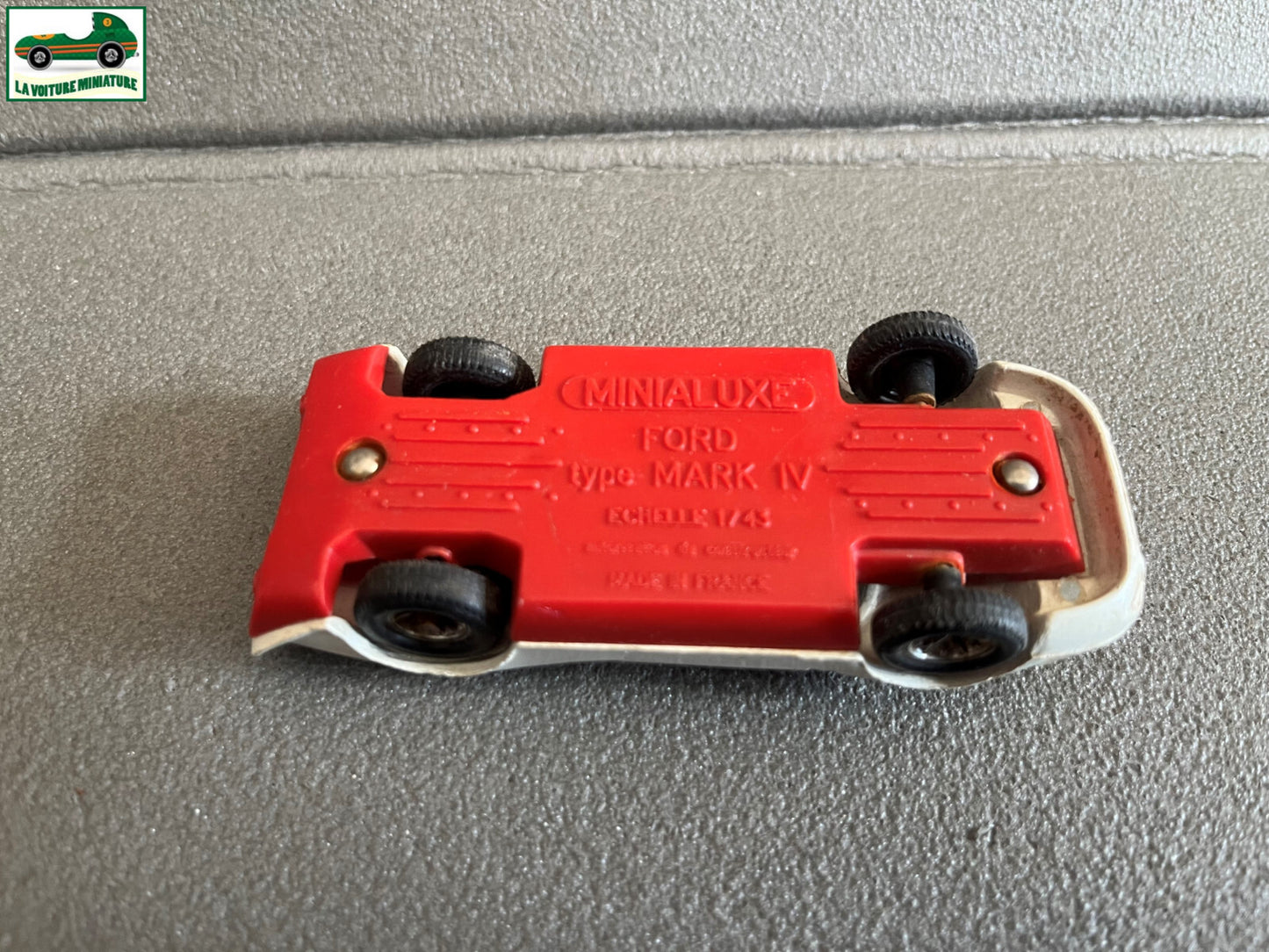 Ancienne Miniature Plastique Ford Type MARK IV Minialuxe France Epave 1/43
