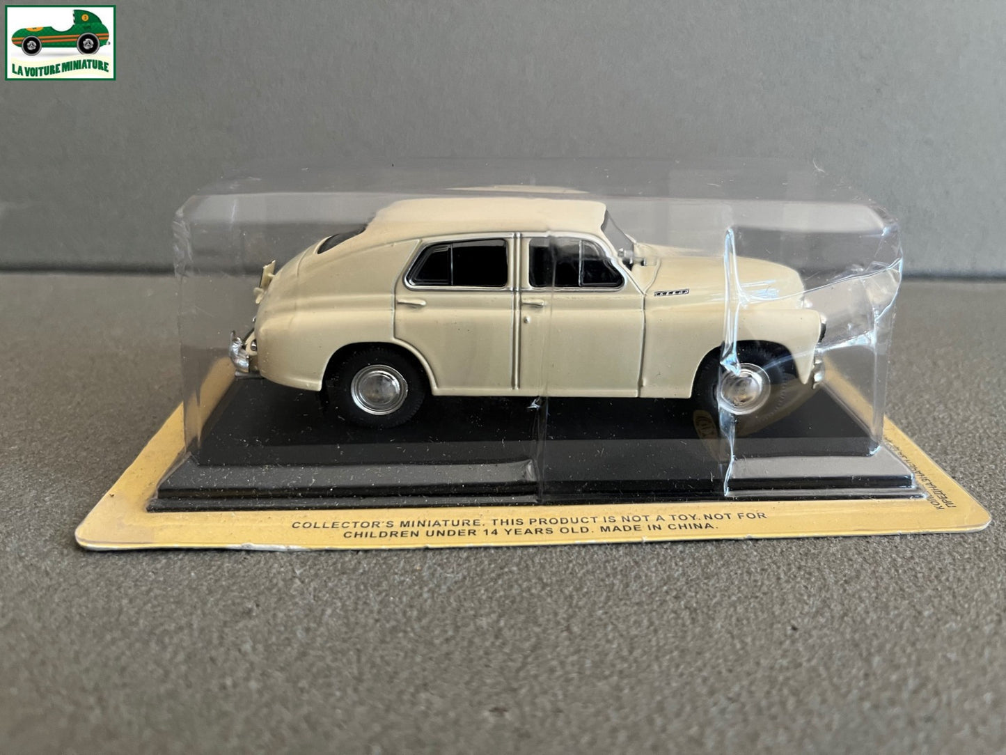 Voiture Miniature Gaz M20 Pobeda Ixo DeAgostini URSS Pays Est Russie 1/43
