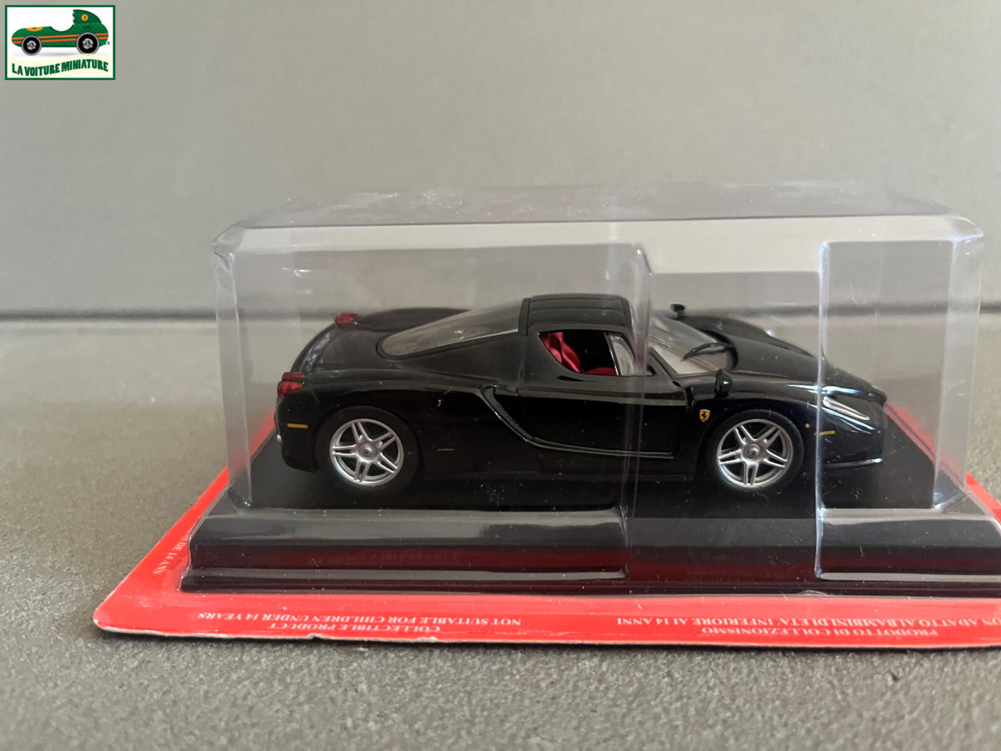 Voiture miniature Collection Ferrari Enzo Ixo Fabbri au 1/43
