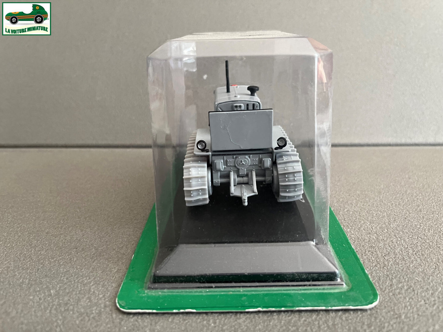 Voiture miniature Tracteur Agricole Russe URSS Stalinets-65 Hachette 1/43