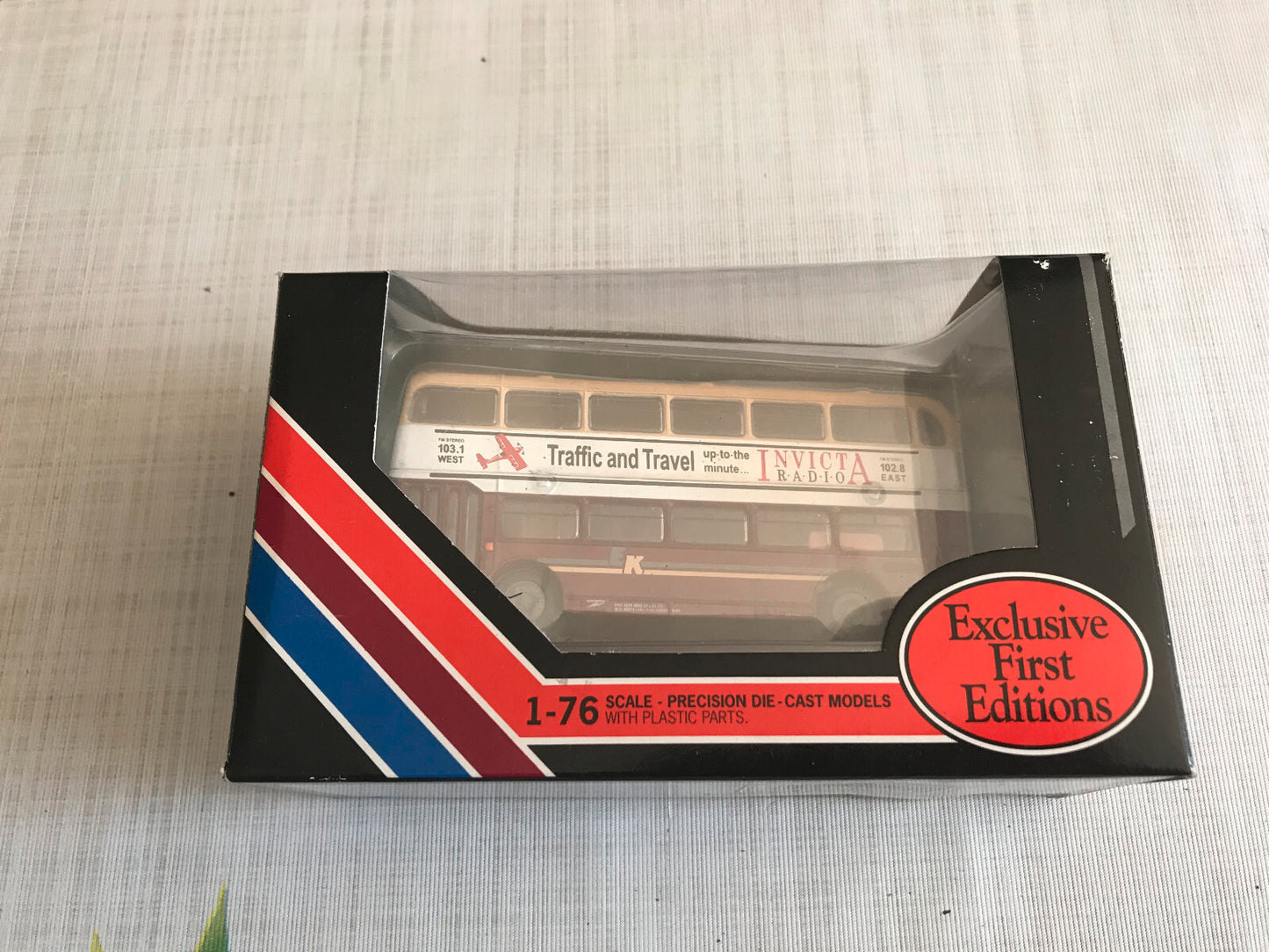Voiture Miniature Bus Autobus Bristol VR Series III East Kent 20404 Gilbow 1/76
