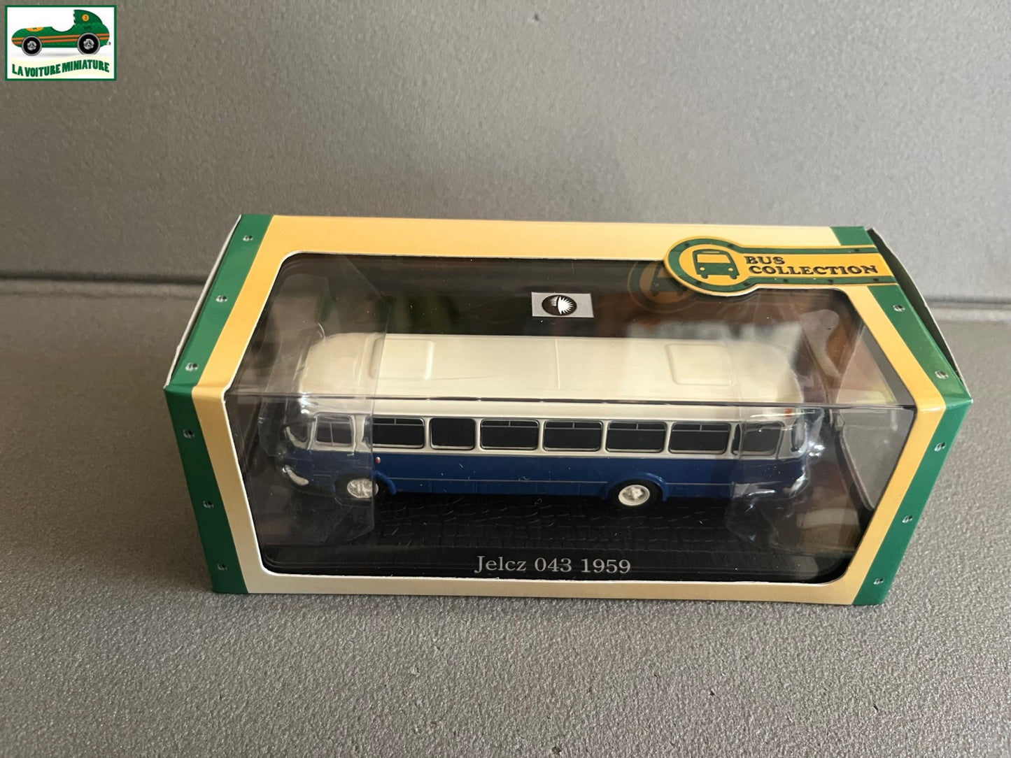 Voiture miniature Jelcz 043 1959 Autobus Autocar Bus Collection Atlas 1/72