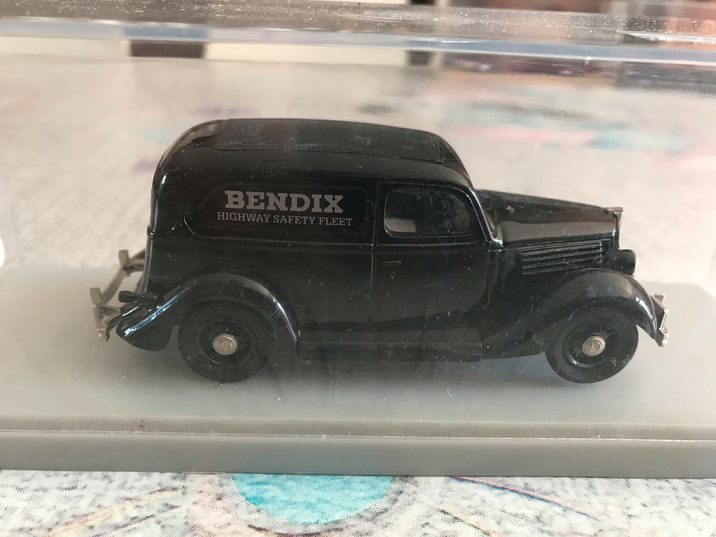 Voiture Miniature Ford 35 Type 48 Fourgonnette Livraison Rextoys Bendix 1/43