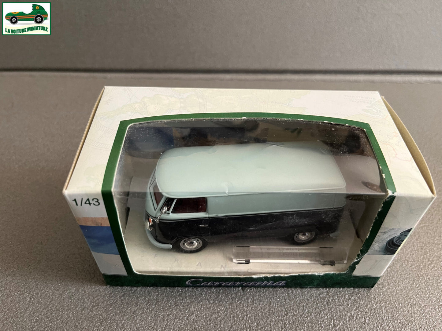 Voiture miniature Volkswagen VW Transporter Cararama au 1/43
