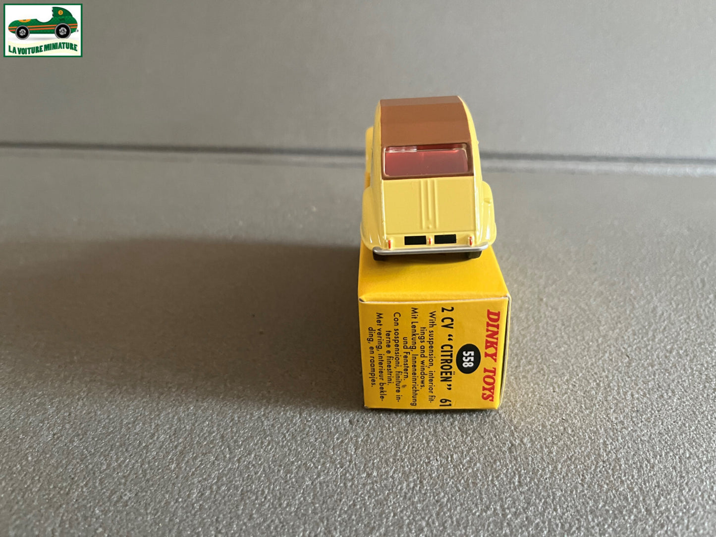 Voiture miniature Citroen 2CV Modèle 61 558 Dinky Toys Atlas