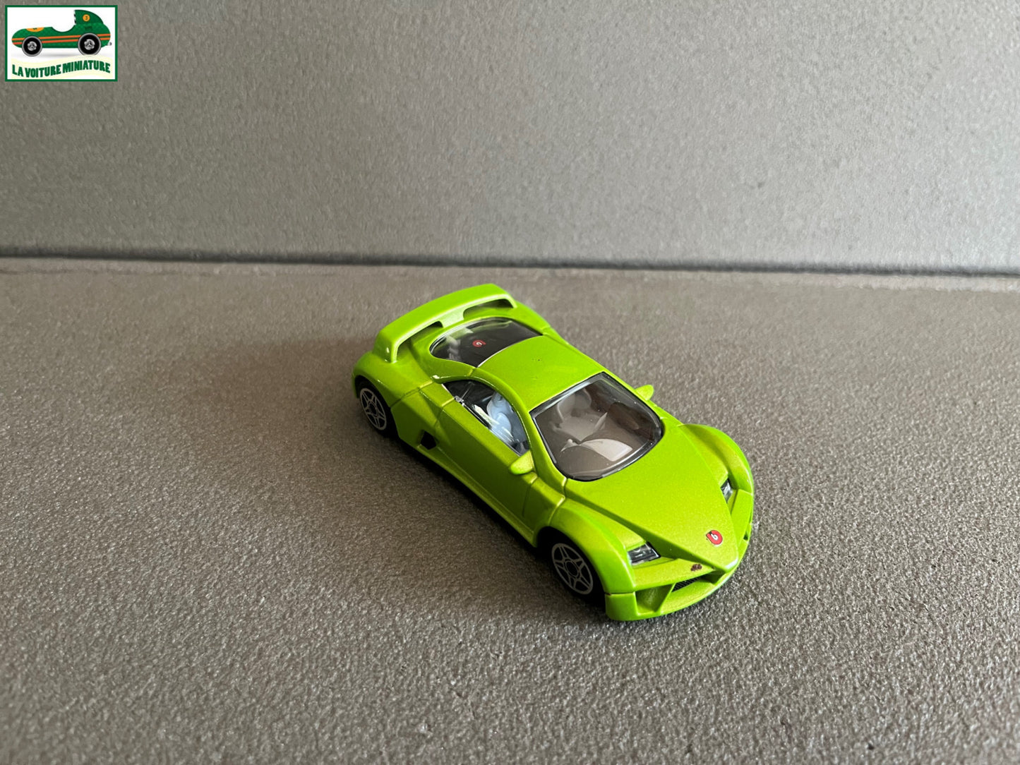 Voiture miniature Prima Giugiaro Burago Italy au 1/43