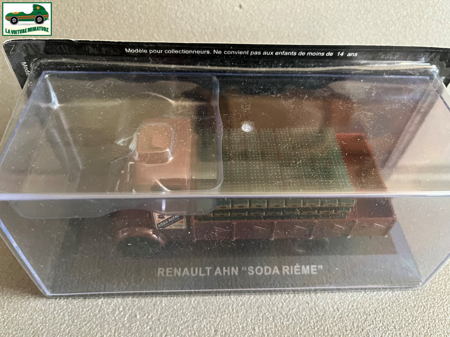 Voiture Miniature Camion Publicitaire Renault AHN Soda Rième au 1/43
