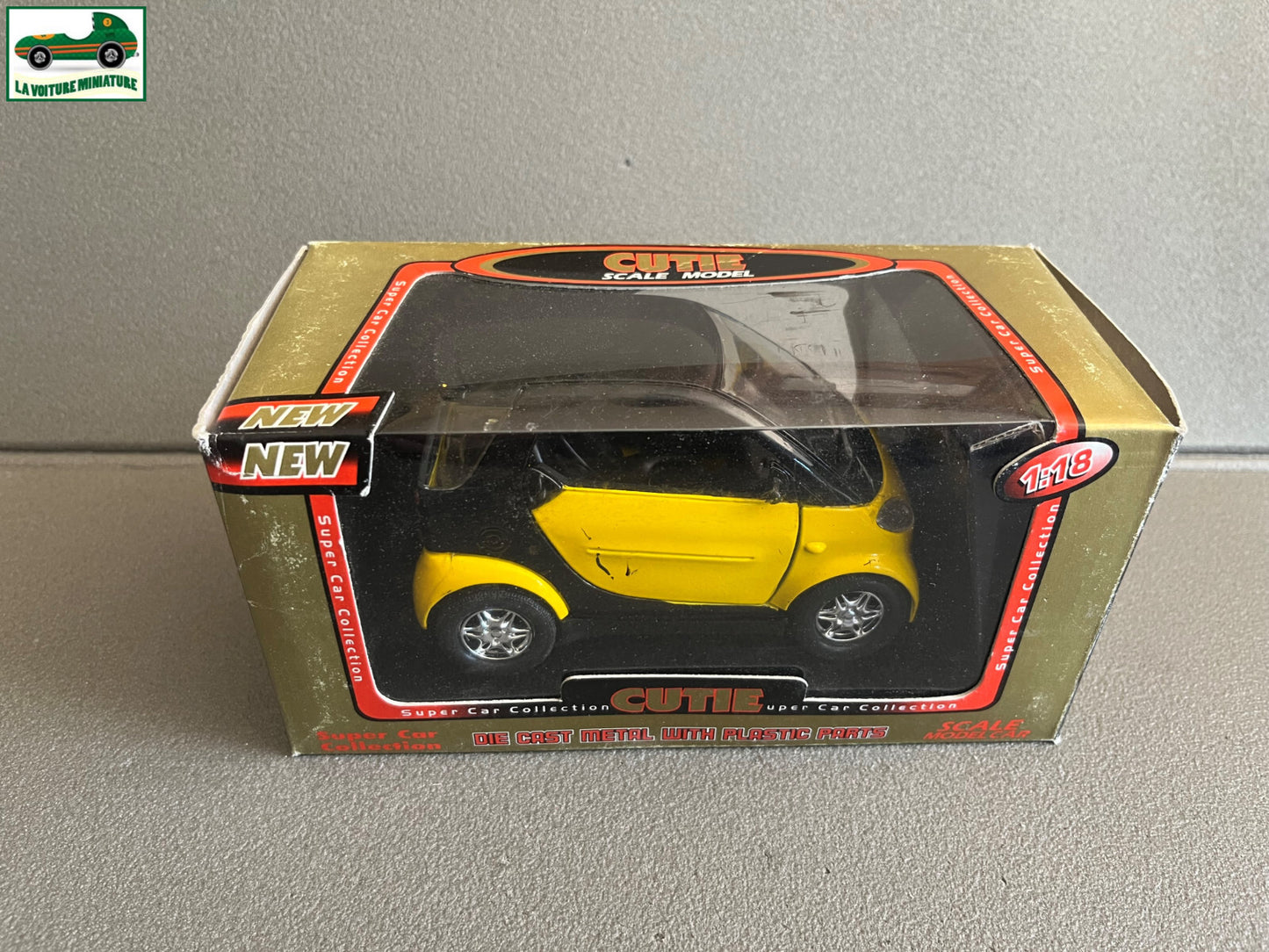 Voiture miniature Smart 1ère Version Cutie au 1/18