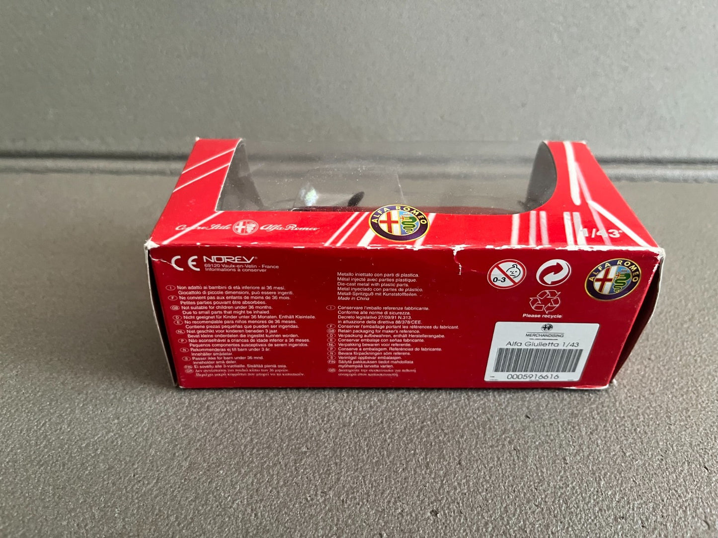 Voiture Miniature Alfa Romeo Giulietta Norev au 1/43