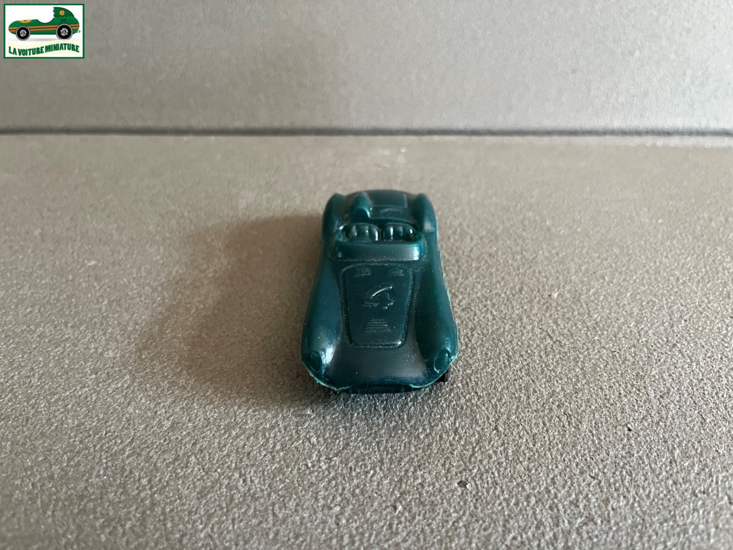Ancienne Miniature Voiture Plastique Lessive Crio Aston Martin 3L 1/43 Bonux Clé