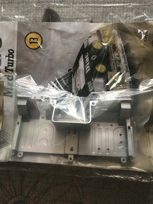 Voiture miniature Maquette Renault 5 Maxi Turbo Altaya Fascicule N° 13 au 1/8