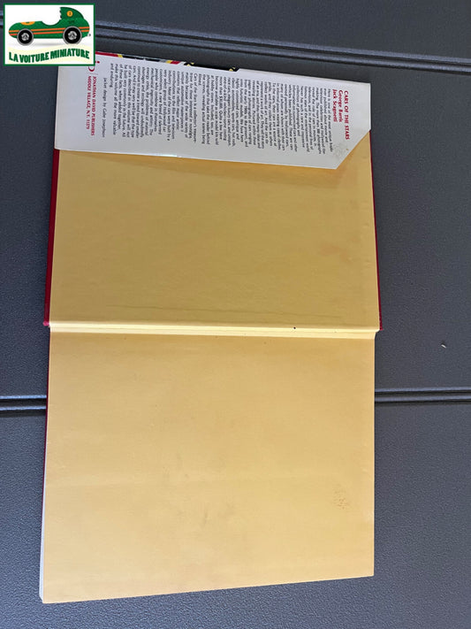 Livre Voiture Automobile Cars of the Stars Barris Scagnetti