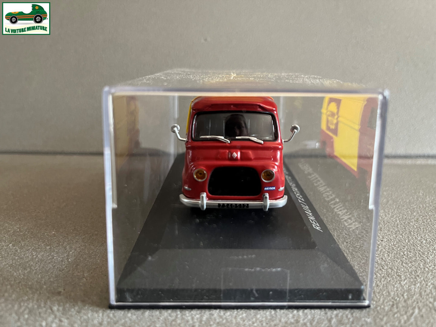 Voiture Miniature Camion Publicitaire Renault Estafette Shell au 1/43
