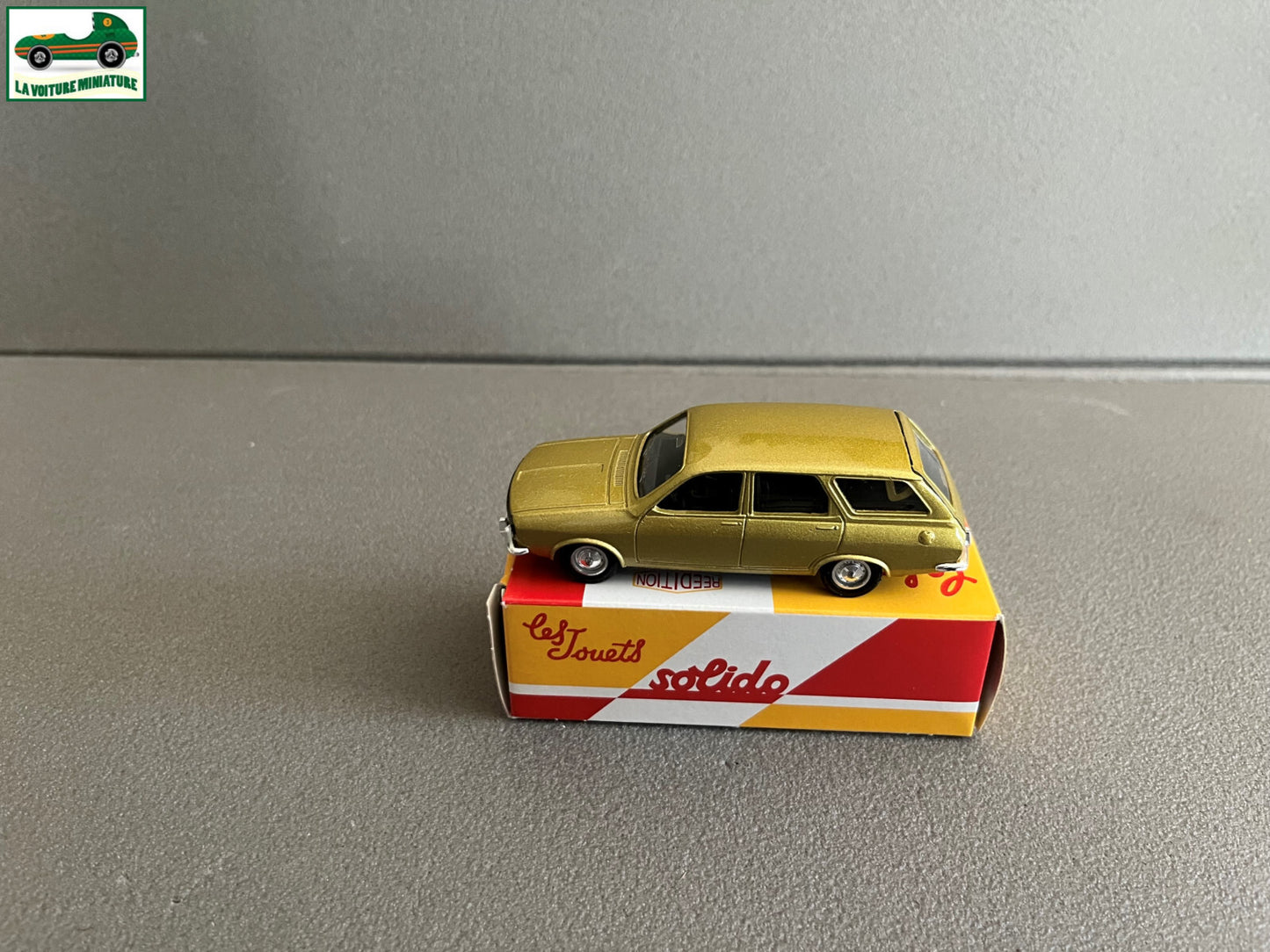 Voiture Miniature Renault 12 Break 1972 Solido Hachette 1/43