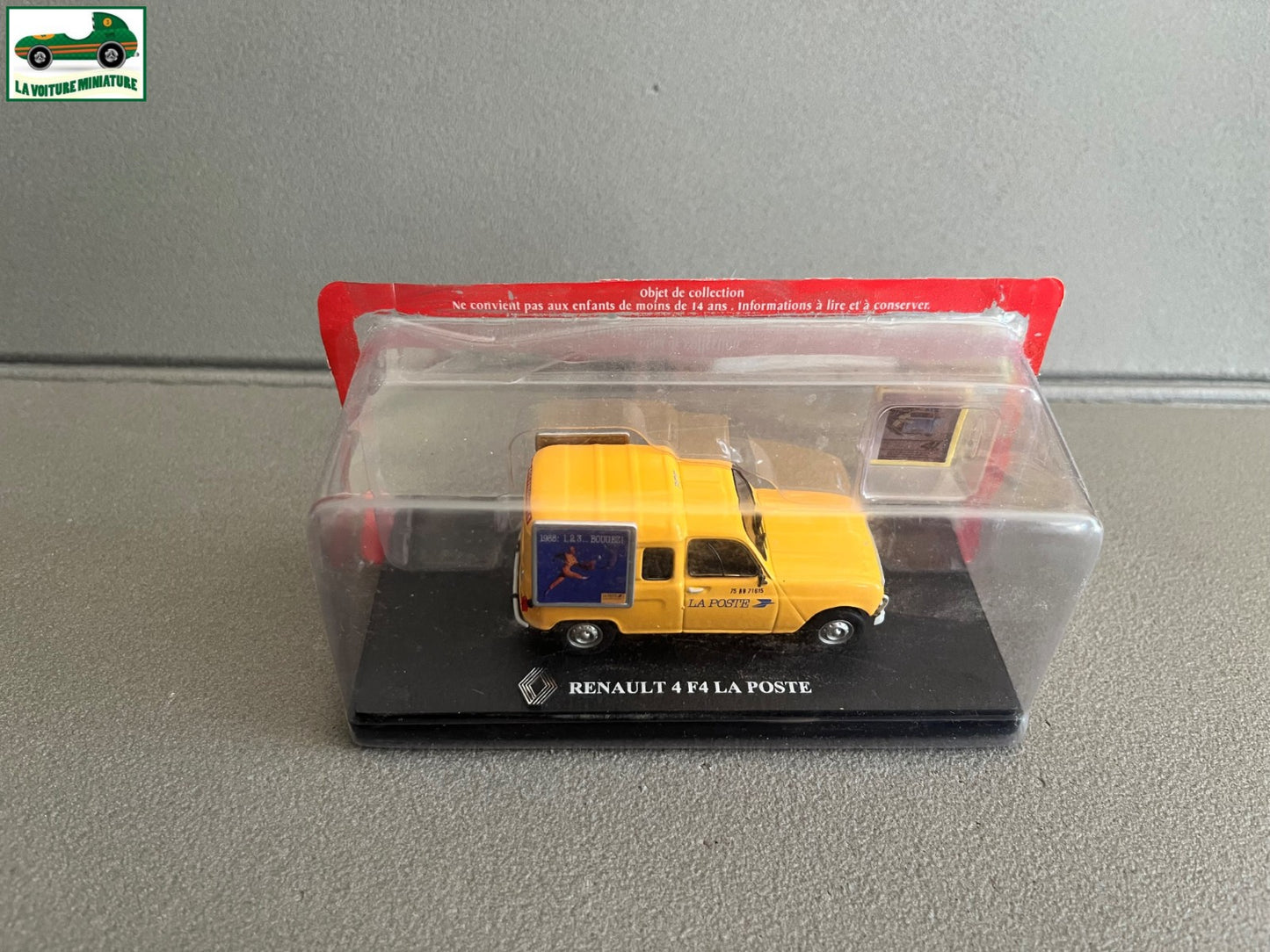 Voiture miniature Passion Renault 4 4L R4 F4 La Poste Hachette au 1/43