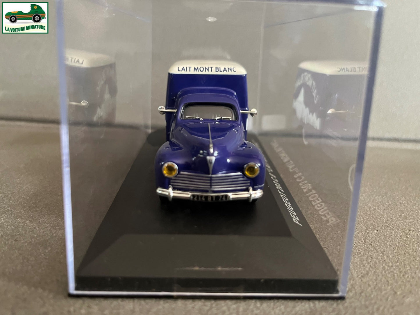 Voiture miniature Publicitaire Peugeot 203 C 8 Lait Mont Blanc au 1/43