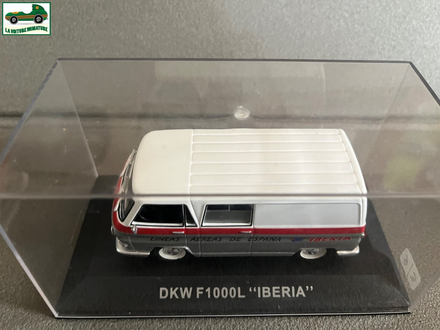 Voiture Miniature Camion Publicitaire DKW F1000L Iberia au 1/43