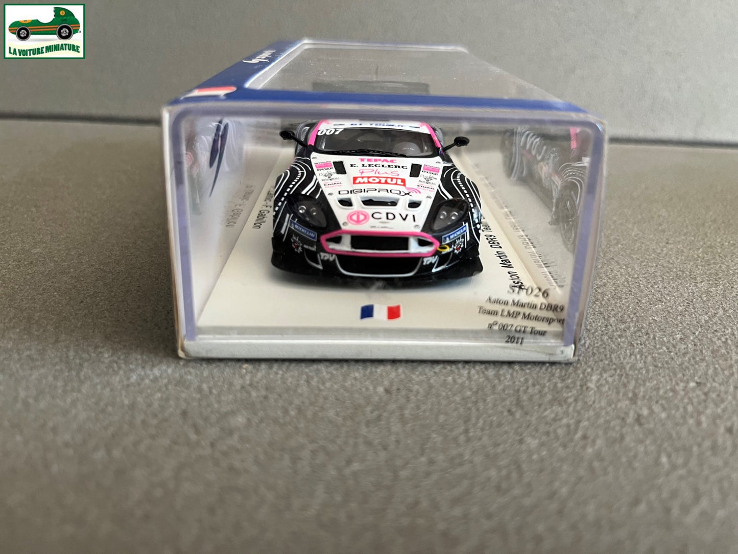 Voiture Miniature Aston Martin DBR9 Team LMP Motorsport GT Tour 2011 Spark 1/43