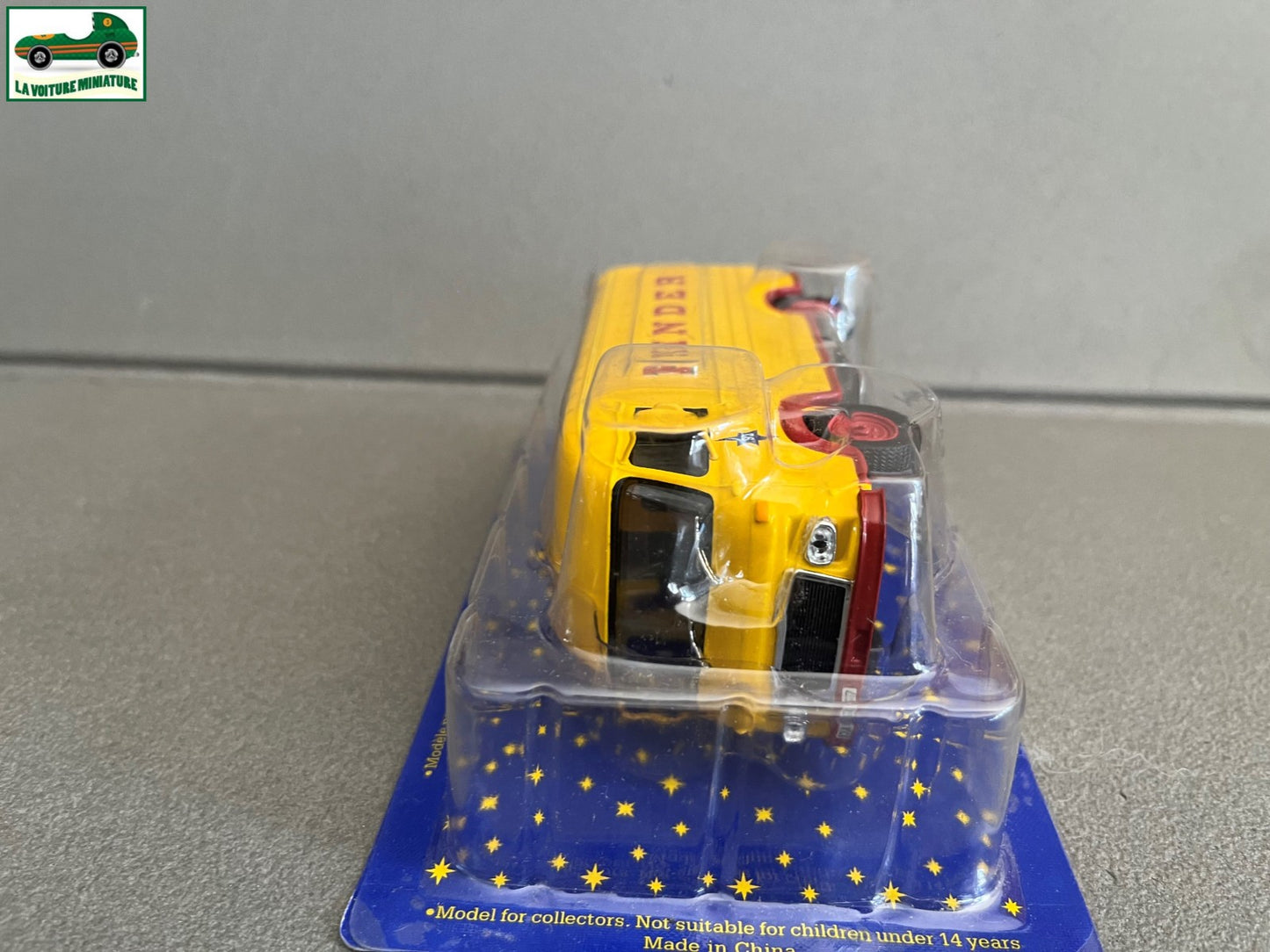 Voiture Miniature Saviem CG2 Cirque Pinder Altaya 1/43