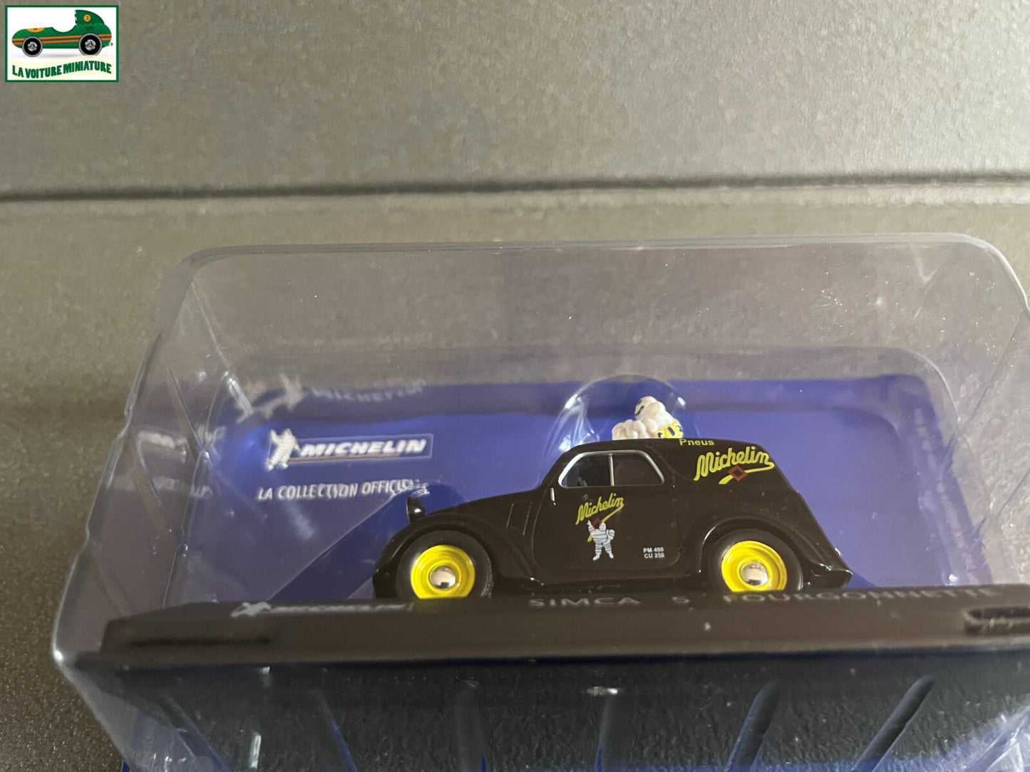 Voiture Miniature Simca 5 Fourgonnette Michelin au 1/43