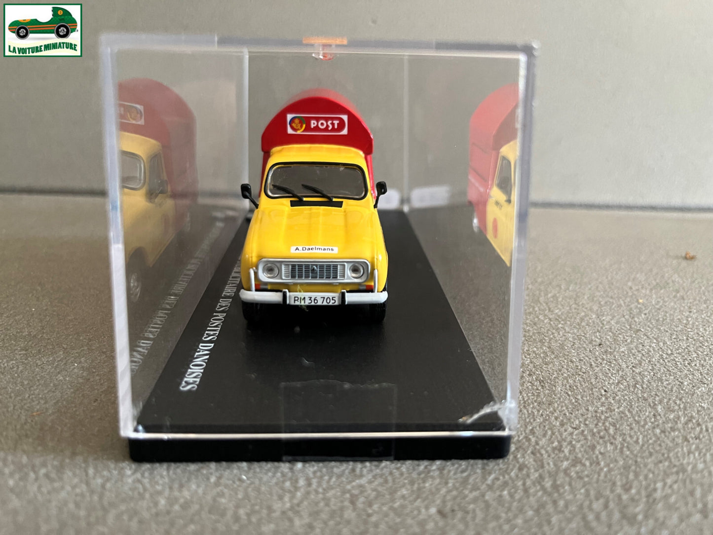 Voiture Miniature Renault R4 4L Fourgonnette publicitaire Postes Danoises 1/43