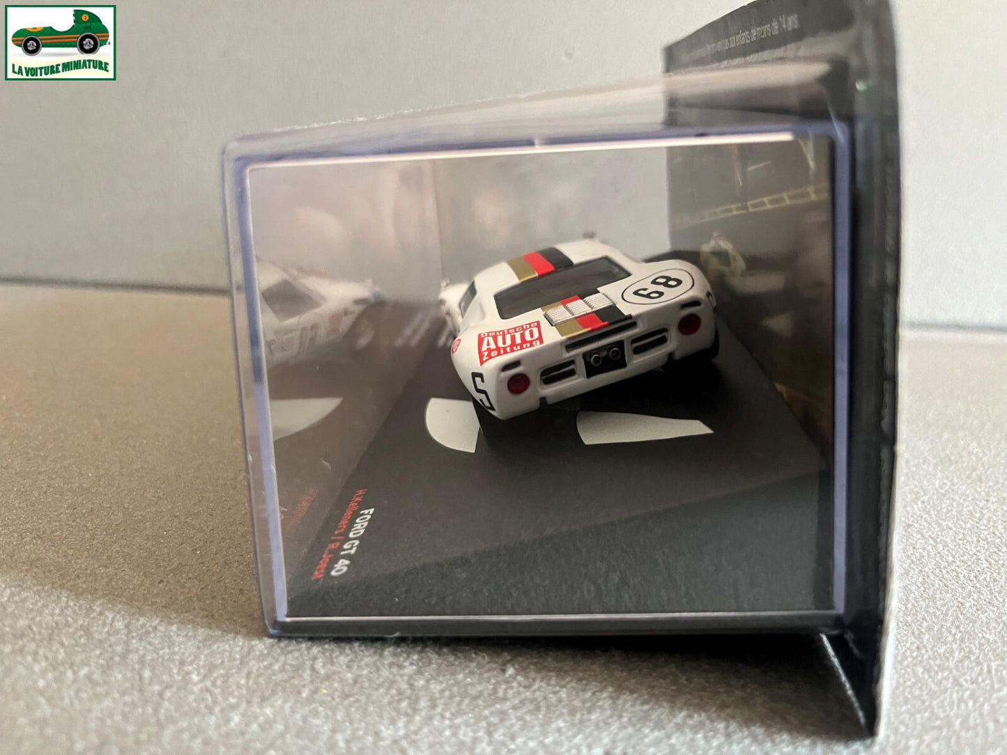 Voiture Miniature Ford GT 40 24 Heures du Mans 1969 au 1/43