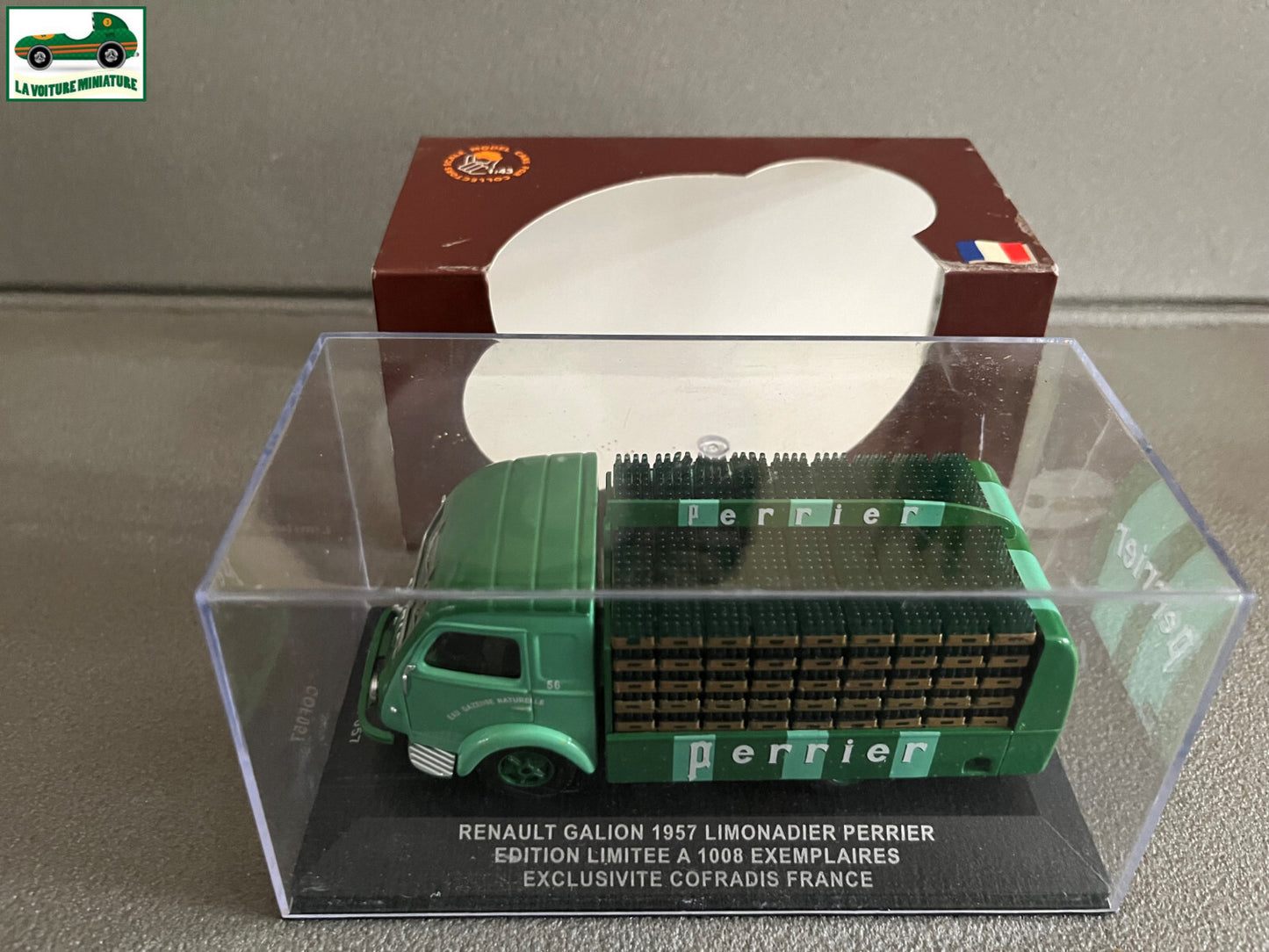 Voiture Miniature Renault Galion 1957 Perrier Ixo Cofradis au 1/43