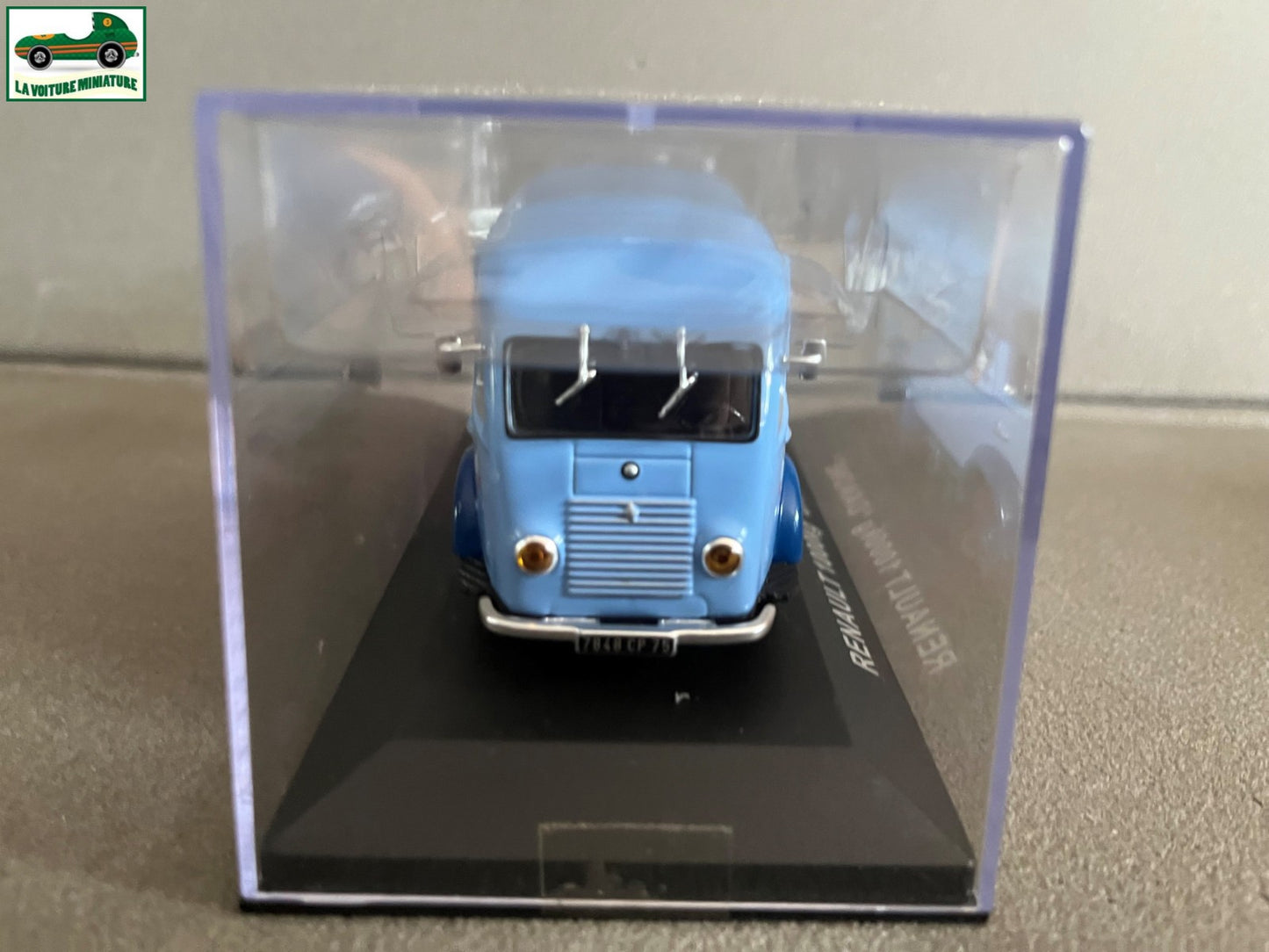 Voiture Miniature Camion Publicitaire Renault 1000kg Danone au 1/43