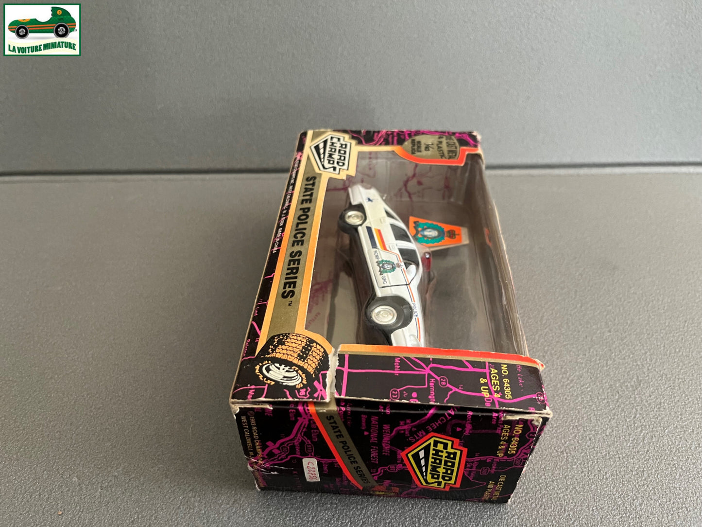 Voiture Miniature Chevrolet Caprice Police Road Champs au 1/43