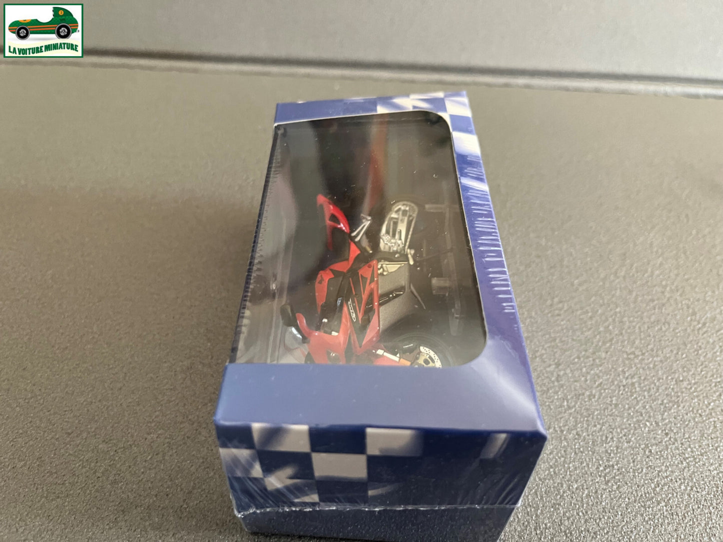 Moto miniature Honda Fireblade CBR 1000 RR Editions Atlas Collection au 1/24