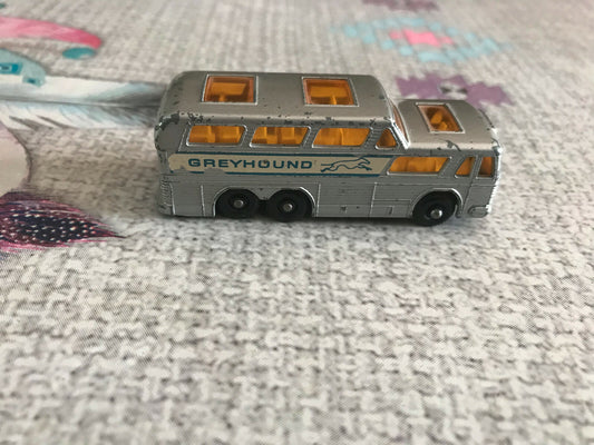 Voiture Miniature Bus Autobus Greyhound Coach Lesney Made In England