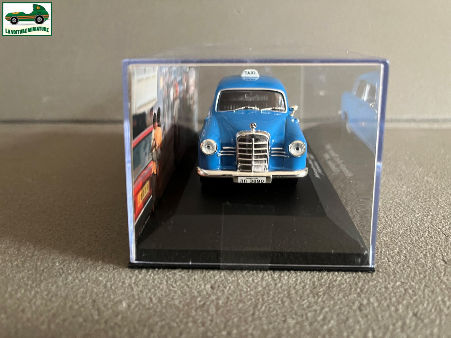 Voiture Miniature Mercedes Benz Ponton 180D 1989 Taxi Du Monde au 1/43 Altaya
