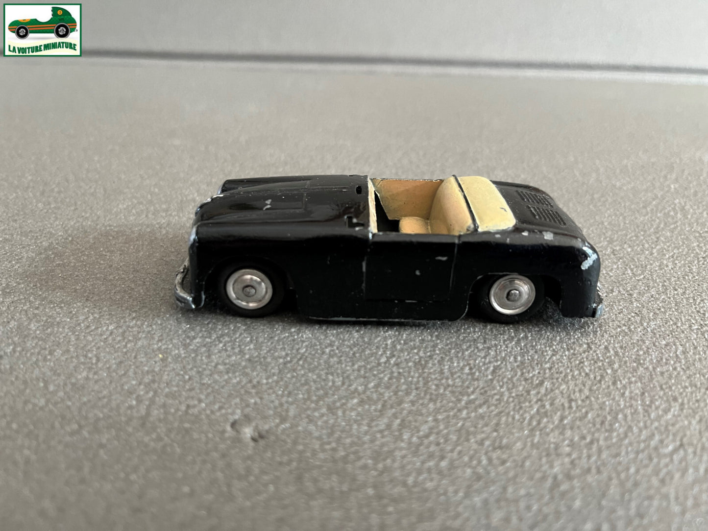 Ancienne Miniature Voiture R de Rovin CIJ France Epave 1/43