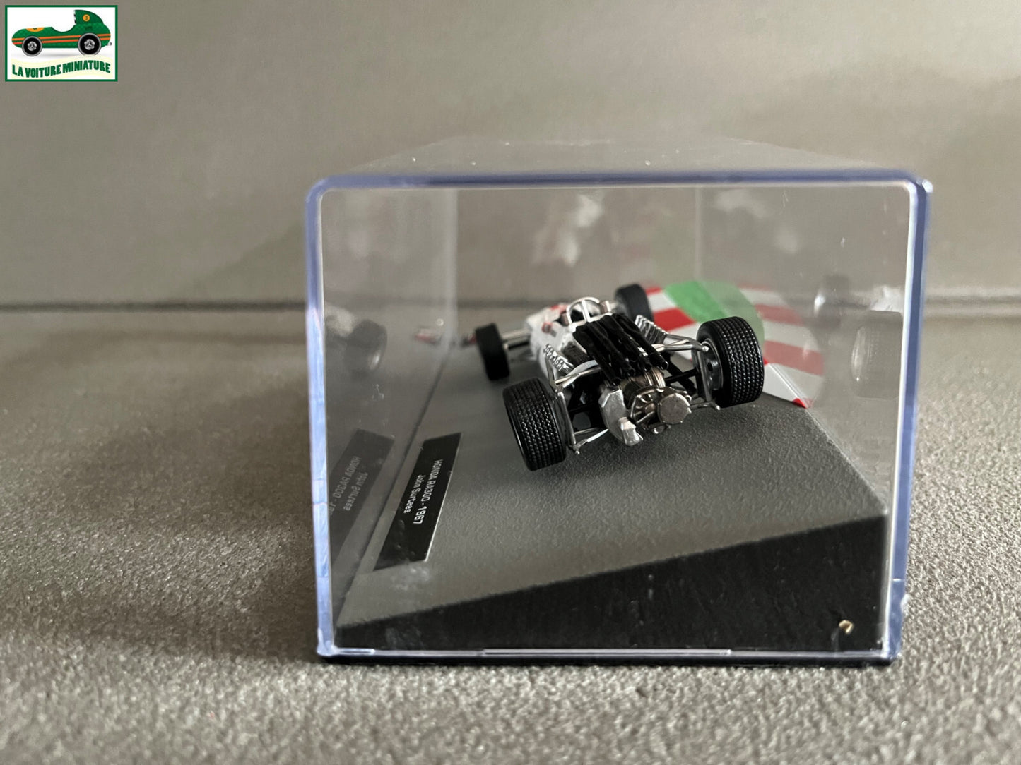 Voiture miniature Formule 1 F1 Honda Ra300 1967 Surtees au 1/43