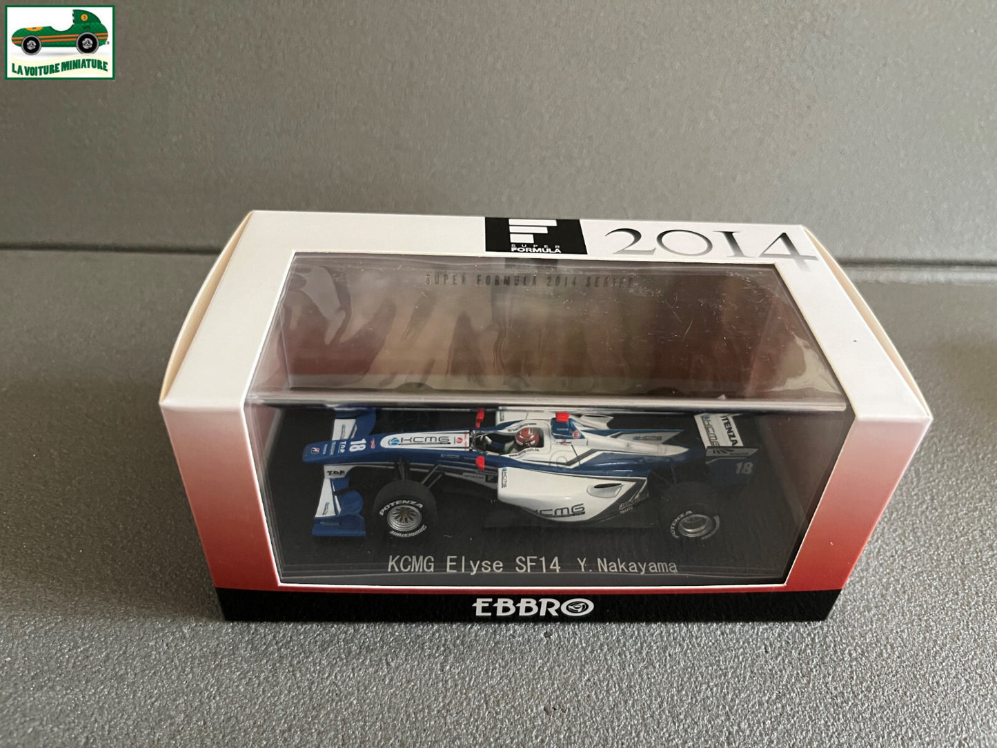 Voiture Miniature KCMG Elyse SF14 Formula 2014 F1 Ebbro au 1/43