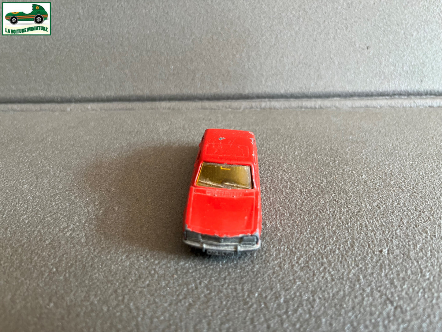 Ancienne Miniature Voiture Peugeot 504 MiniJet Norev France 1/64