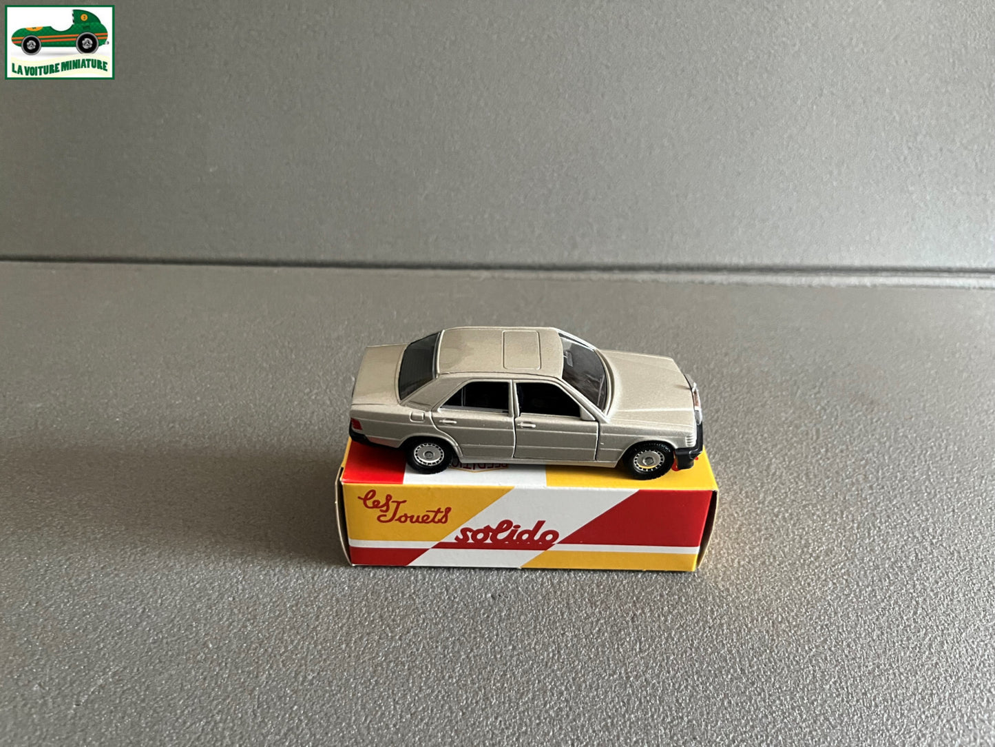 Voiture Miniature Mercedes 190 Racing 1986 Solido Hachette 1/43